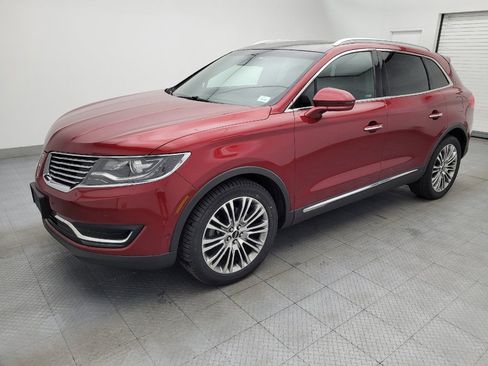 Used 2017 Lincoln MKX Reserve w/ Driver Assistance Package FWD image 2