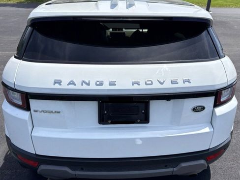 Used 2017 Land Rover Range Rover Evoque SE AWD/4WD image 8