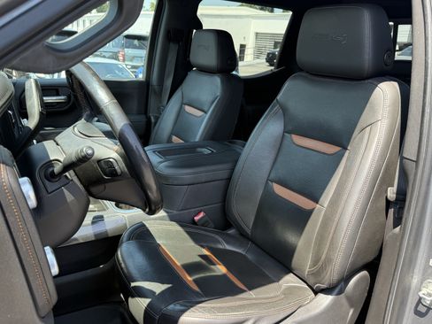 Used 2020 GMC Sierra 1500 AT4 w/ AT4 Premium Package AWD/4WD image 7