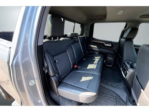 Used 2025 GMC Sierra 1500 Denali w/ Technology Package AWD/4WD image 26