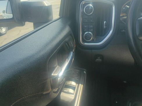 Used 2023 GMC Sierra 2500 AT4 w/ AT4 Premium Plus Package AWD/4WD image 19