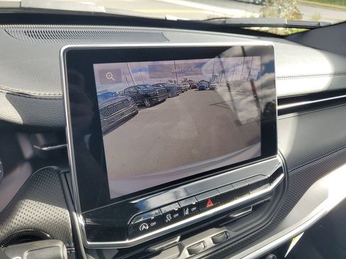 New 2026 Jeep Compass Latitude image 16