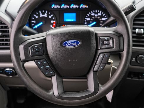 Used 2017 Ford F250 XL w/ Power Equipment Group image 18