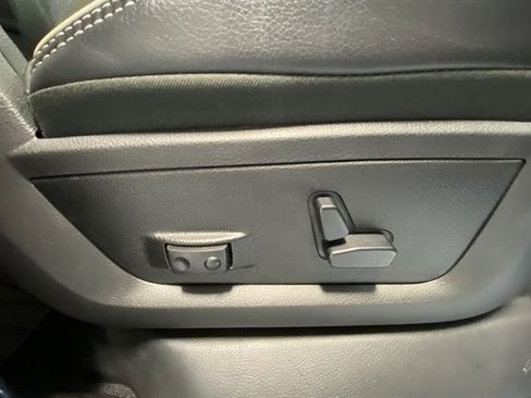 Used 2020 RAM 2500 Laramie image 27