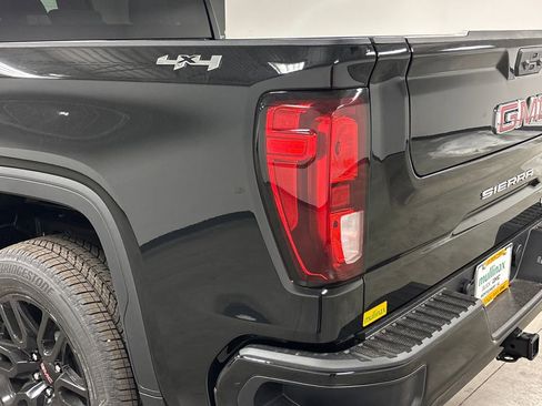 New 2026 GMC Sierra 1500 Elevation AWD/4WD image 14