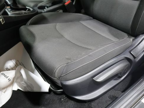Used 2019 Kia Forte LXS FWD image 10