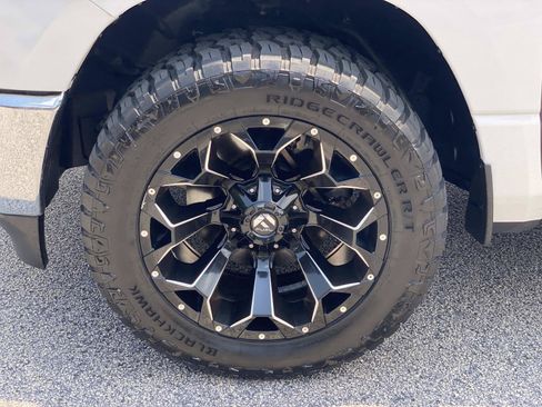 Used 2021 RAM 1500 Big Horn AWD/4WD image 12