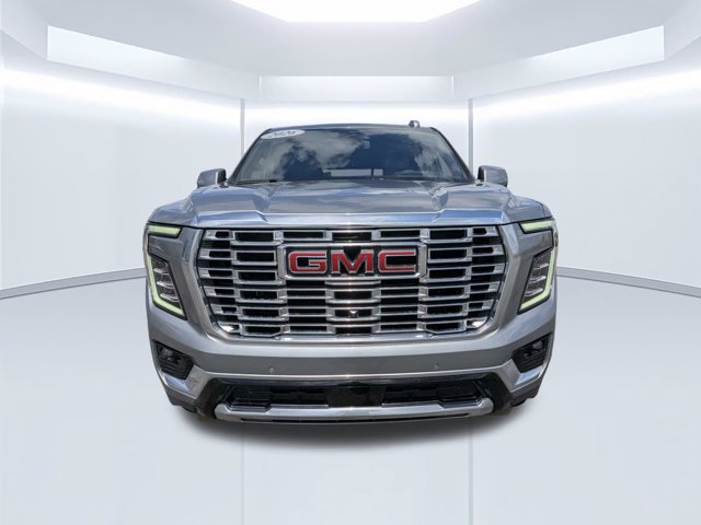 Used 2026 GMC Yukon Denali AWD/4WD image 9