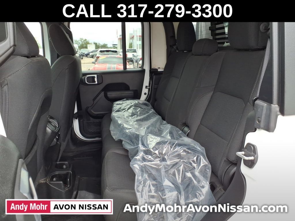 Used 2022 Jeep Gladiator Sport AWD/4WD image 35