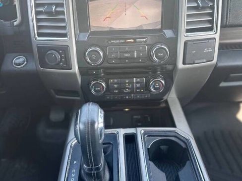Used 2015 Ford F150 Lariat AWD/4WD image 19