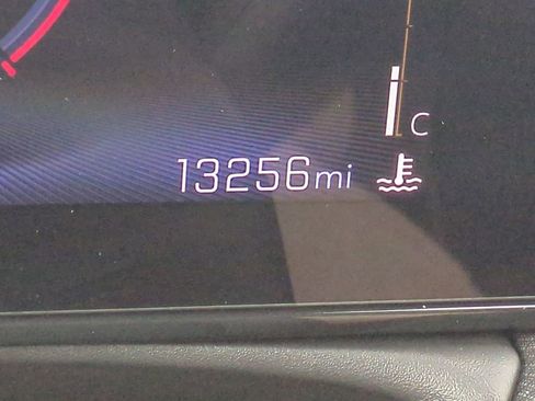 Used 2024 Chevrolet TrailBlazer RS image 12