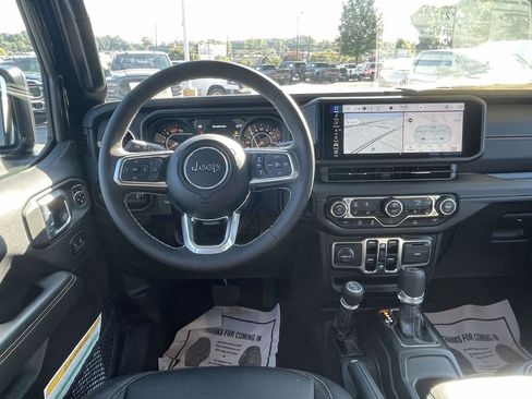 New 2025 Jeep Wrangler Sahara w/ Technology Group image 21