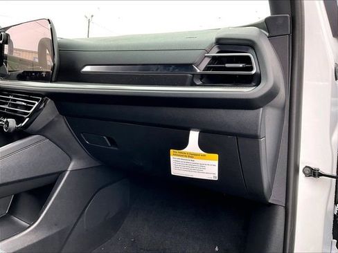 New 2026 Chevrolet Traverse LT w/ Midnight/Sport Edition image 27