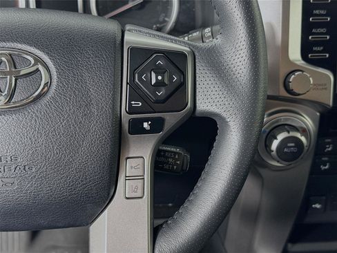 Certified 2022 Toyota 4Runner Limited image 18