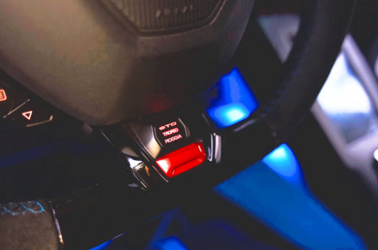 Used 2022 Lamborghini Huracan STO RWD image 68