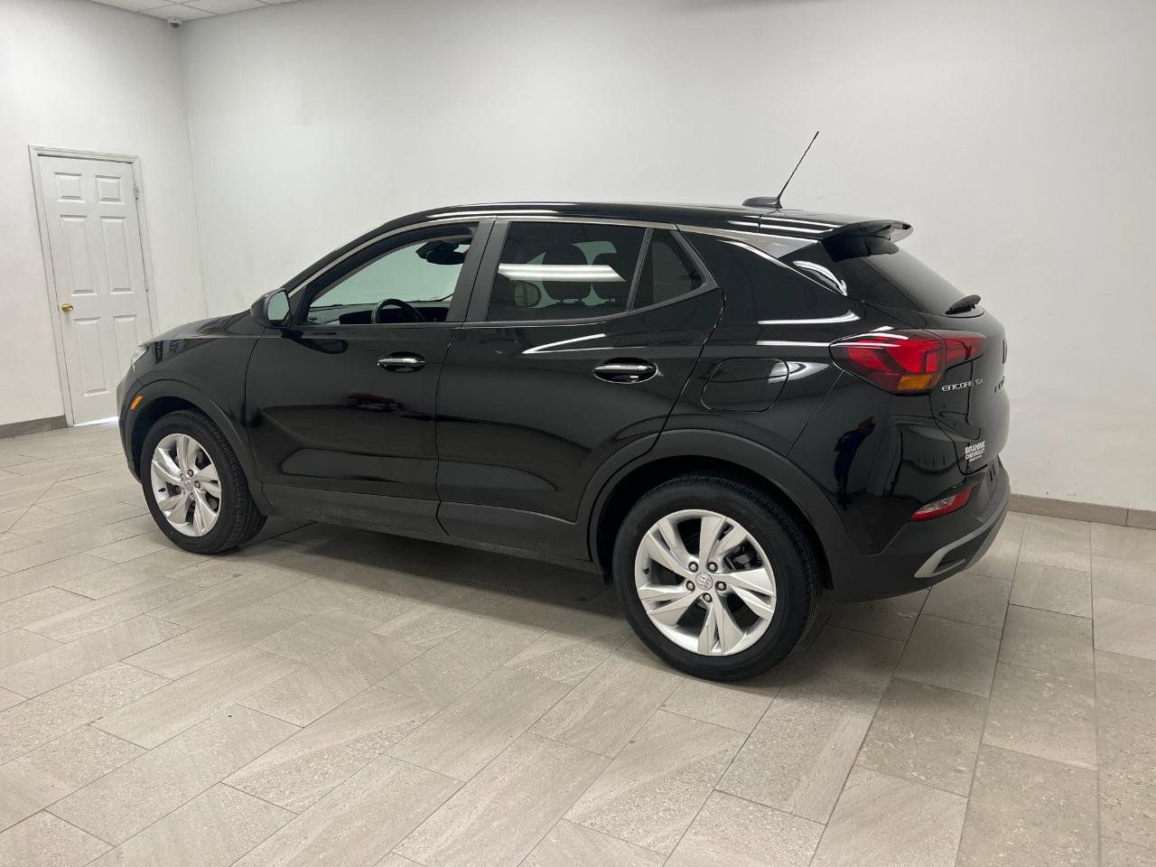 Used 2025 Buick Encore GX Preferred FWD image 18