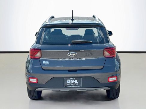 Certified 2025 Hyundai Venue SEL FWD image 12