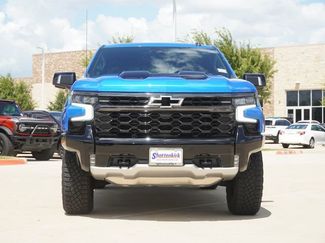 Used 2025 Chevrolet Silverado 1500 ZR2 w/ Technology Package AWD/4WD video 2