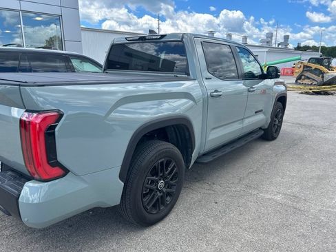 Used 2024 Toyota Tundra Limited AWD/4WD image 4