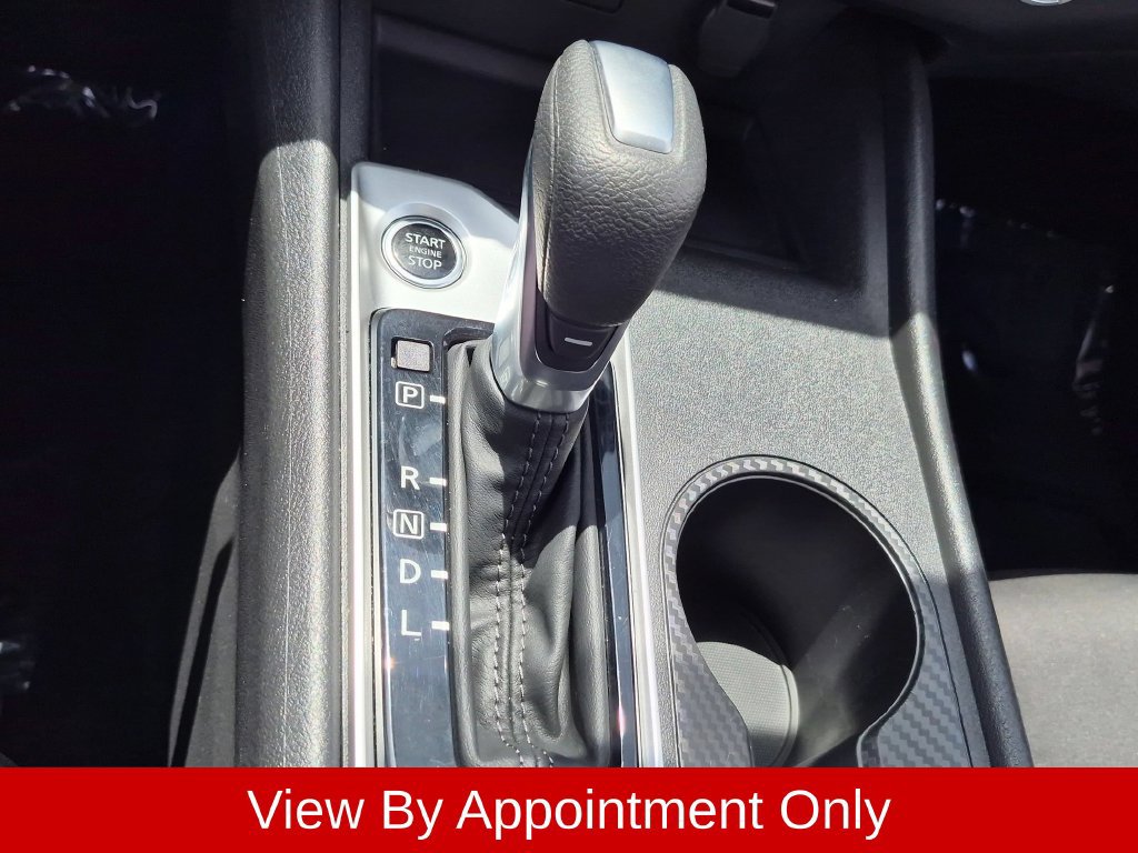 Used 2025 Nissan Altima 2.5 SV FWD image 17