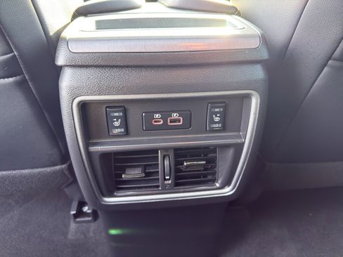 Certified 2024 Nissan Murano SL image 32