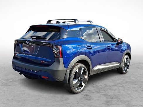 New 2026 Nissan Kicks SR w/ Cold Weather Package image 4