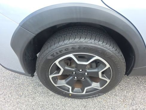 Used 2014 Subaru Crosstrek 2.0i Premium AWD/4WD image 12