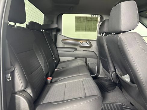 Used 2023 Chevrolet Silverado 1500 LT AWD/4WD image 27