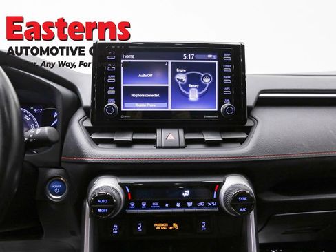 Used 2022 Toyota RAV4 SE image 12