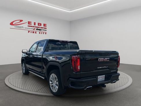 Used 2021 GMC Sierra 1500 Denali w/ Denali Ultimate Package AWD/4WD image 7