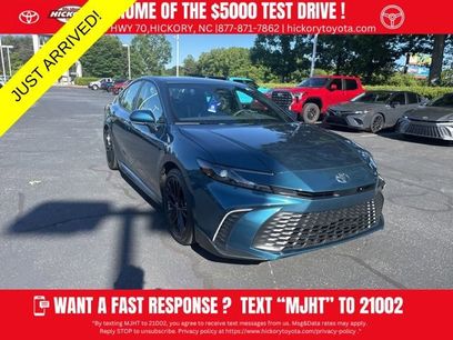 Used 2025 Toyota Camry SE w/ Convenience Package