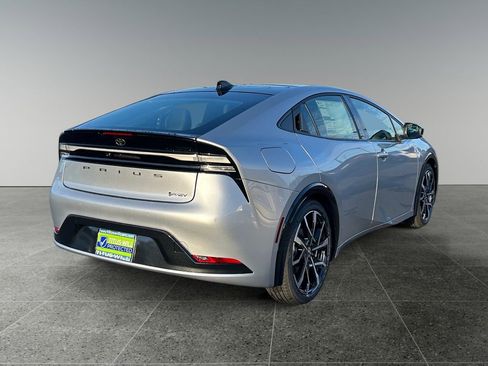 New 2026 Toyota Prius Plug-In Hybrid image 7
