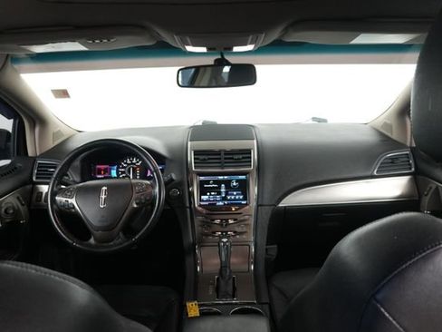 Used 2013 Lincoln MKX AWD image 21