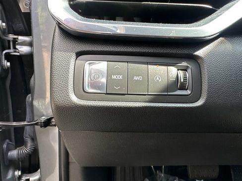 Used 2025 GMC Acadia Elevation AWD/4WD image 30