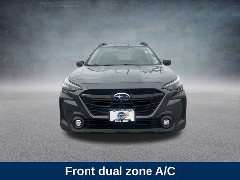 Used 2025 Subaru Outback Onyx Edition image 10