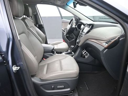 Used 2018 Hyundai Santa Fe AWD w/ SE Ultimate Tech Package 03 image 20