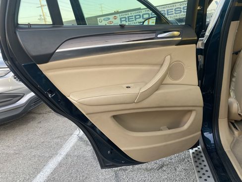 Used 2014 BMW X6 xDrive35i image 17