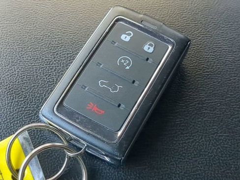 Used 2024 Jeep Grand Cherokee Altitude image 28