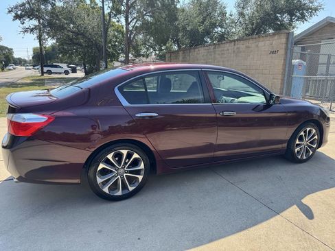 Used 2015 Honda Accord Sport image 30