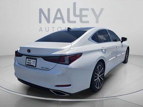 Used 2023 Lexus ES 350 w/ Premium Package FWD image 5