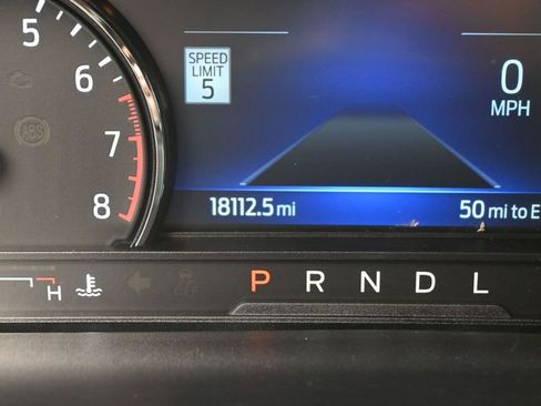 Used 2023 Ford Explorer Limited AWD/4WD image 17