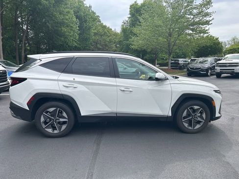 Used 2026 Hyundai Tucson SEL FWD image 15