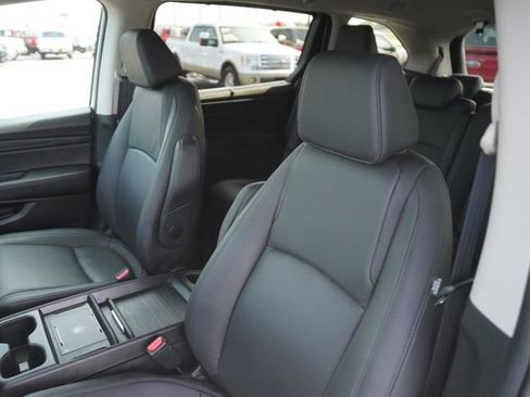 Used 2025 Honda Odyssey EX-L image 10