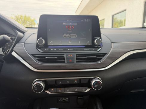 Used 2026 Nissan Altima 2.5 SV FWD image 16