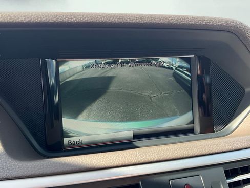 Used 2013 Mercedes-Benz E 350 Sedan image 52