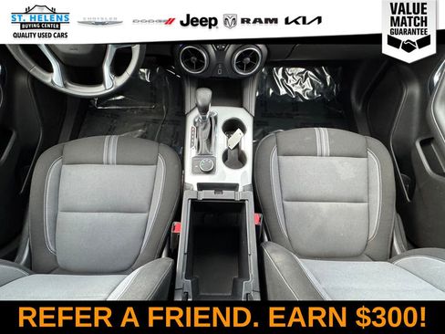 Used 2023 Chevrolet Blazer LT image 29