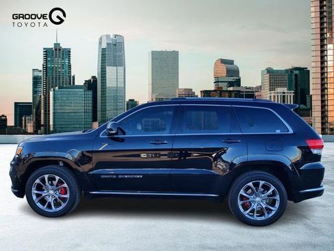 Used 2019 Jeep Grand Cherokee Summit image 2