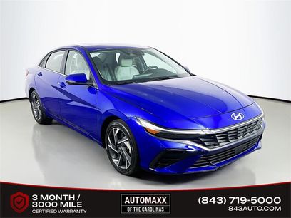 Used 2025 Hyundai Elantra Limited