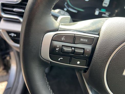 Certified 2023 Kia Sportage EX image 14