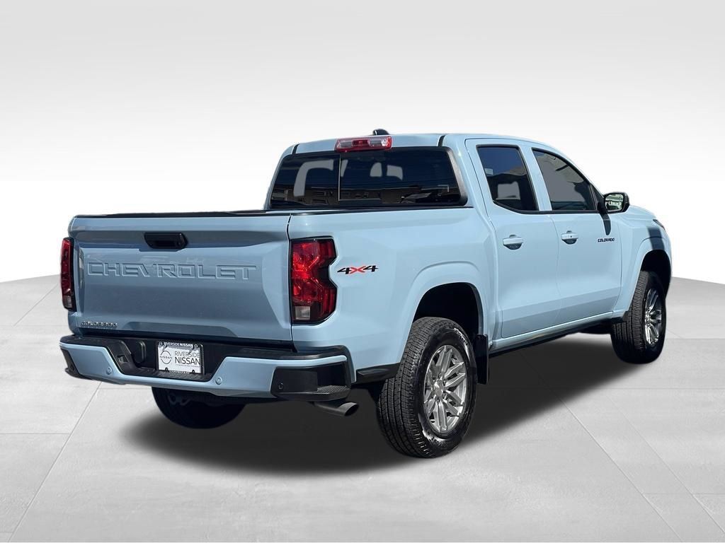 Used 2026 Chevrolet Colorado LT AWD/4WD image 4